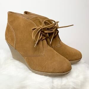 Merona Leather Upper Brown Heel shoes size 9.5